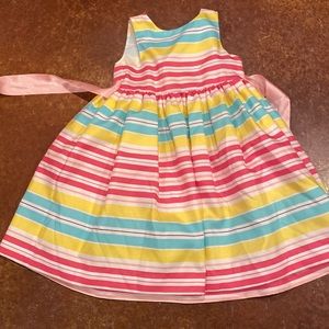 Girls dress size 4